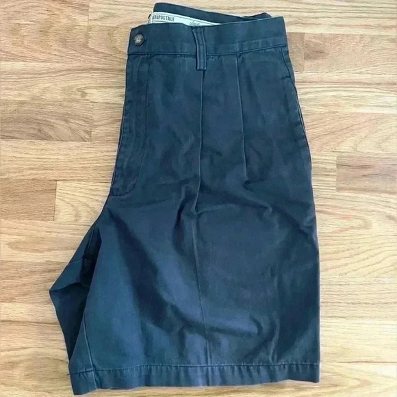 Aeropostale Men’s Shorts - Picture 2 of 3